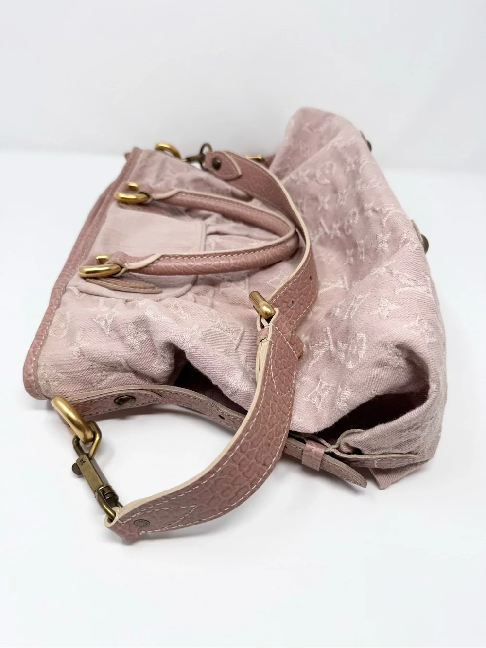 Louis Vuitton Monogram Denim Neo Cabby MM Pink M95836 Limited Edition